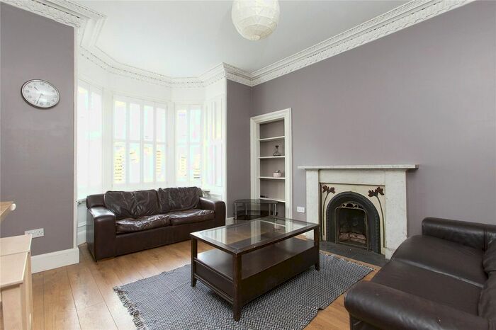 1 Bedroom Flat To Rent In Primrose Terrace, Edinburgh, EH11