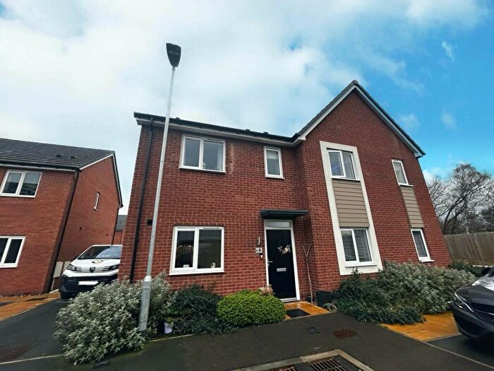 3 Bedroom Semi-Detached House To Rent In Mallard Close, Branston, Burton On Trent., DE14