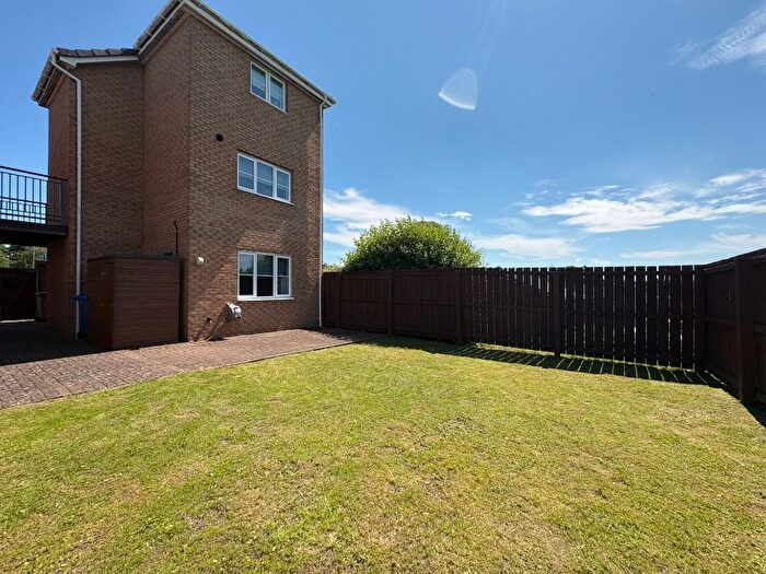 3 Bedroom Detached House To Rent In Waterway Terrace, East Kilbride, South Lanarkshire, G74