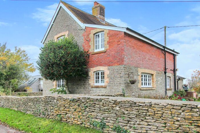4 Bedroom Detached House To Rent In Chapel Lane, Yenston, Templecombe, Somerset, BA8