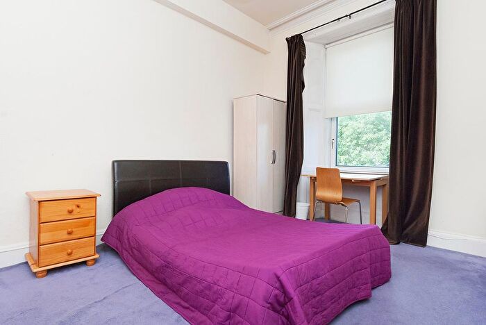 5 Bedroom Flat To Rent In East Preston Street, Edinburgh, EH8