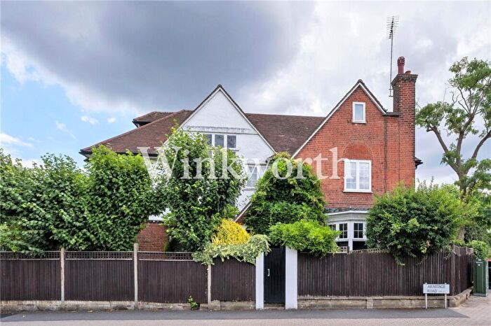 6 Bedroom Detached House For Sale In The Ridgeway, London, NW11
