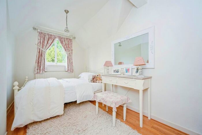 4 Bedroom Detached House For Sale In Castle Bank, Stafford, ST16