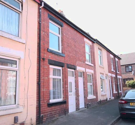 3 Bedroom Terraced House To Rent In Avenue Grove, Harrogate, HG2