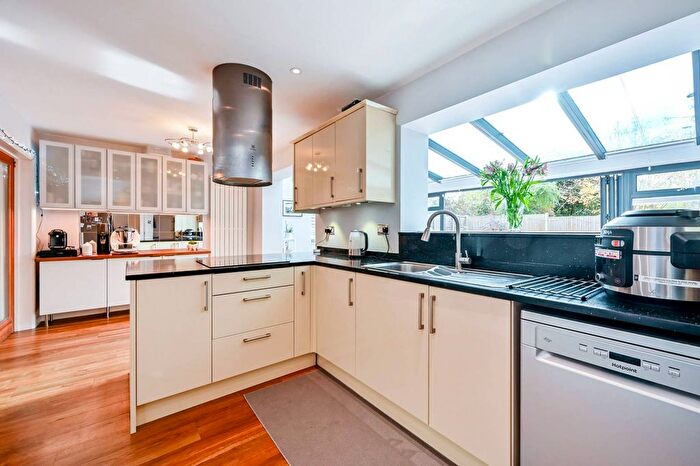 4 Bedroom Property To Rent In Guildford, Surrey, Burpham, Guildford, GU4