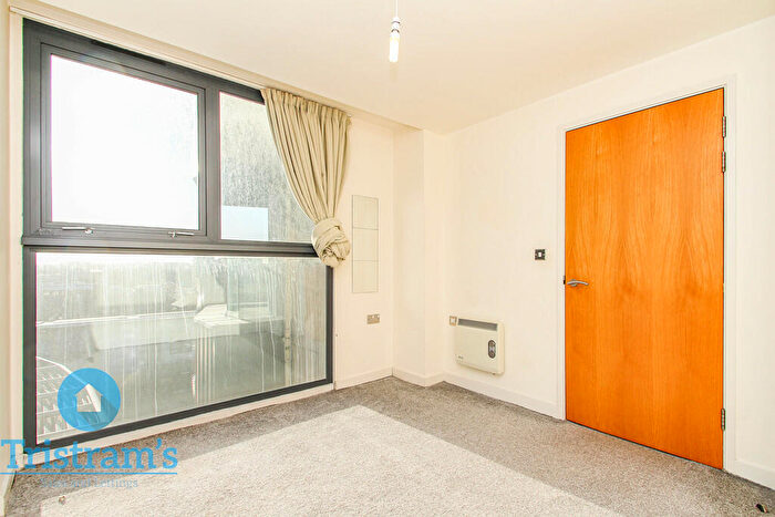 2 Bedroom Apartment To Rent In The Ice House, Bolero Square, NG1