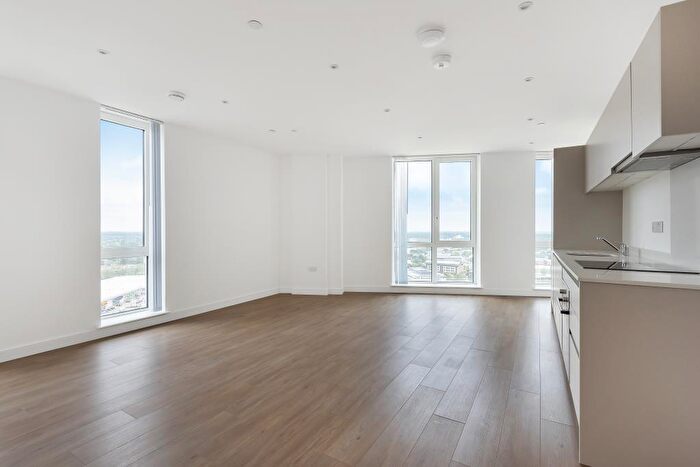 1 Bedroom Apartment To Rent In Royal Winchester House, Bracknell, RG12