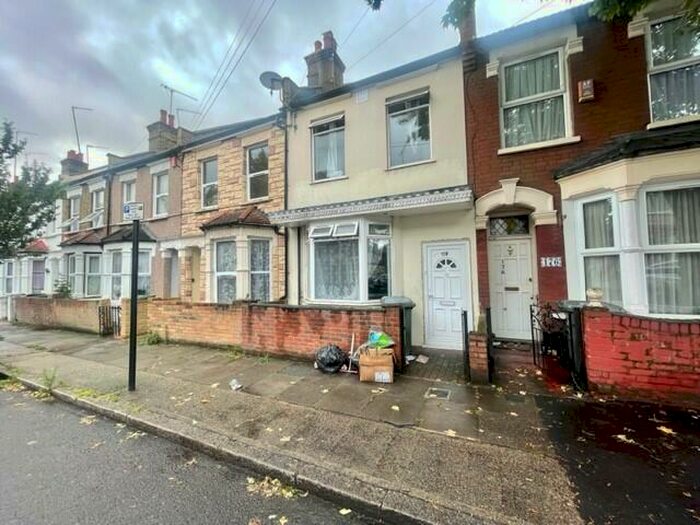 3 Bedroom House To Rent In Humberstone Road, E13