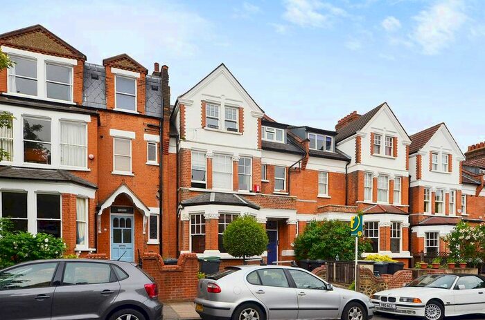 1 Bedroom Flat To Rent In Muswell Avenue, Muswell Hill, London, N10