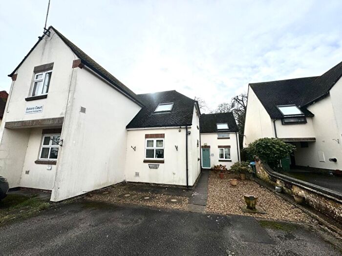 3 Bedroom Flat To Rent In Baker Street, Waddesdon, Aylesbury, HP18