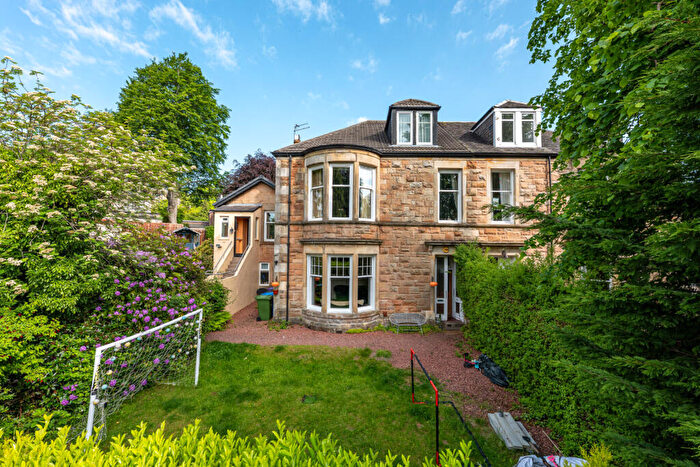 4 Bedroom Character Property For Sale In Cathkin Road, Langside, G42