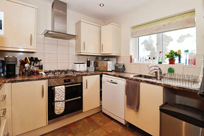 2 Bedroom Detached House For Sale In Bellevue Road, Kingswood, Bristol, Gloucestershire, BS15