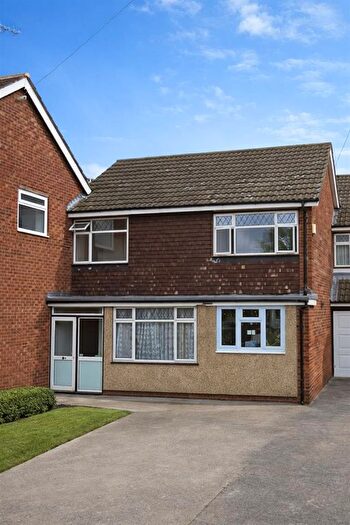 Studio To Rent In De Salis Road, Uxbridge, UB10