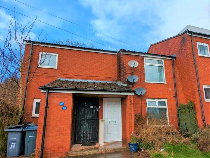 2 Bedroom Maisonette To Rent In Overbury Close, Northfield, Birmingham, B31