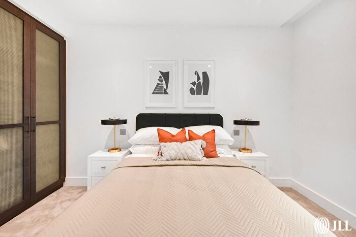 2 Bedroom Apartment To Rent In Palmer Road, SW11