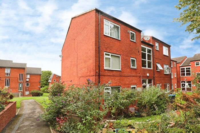 1 Bedroom Flat For Sale In Bramham Drive, Harrogate, HG3