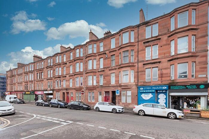 2 Bedroom Flat To Rent In Calder Street, Flat -, Govanhill, Scotland, G42