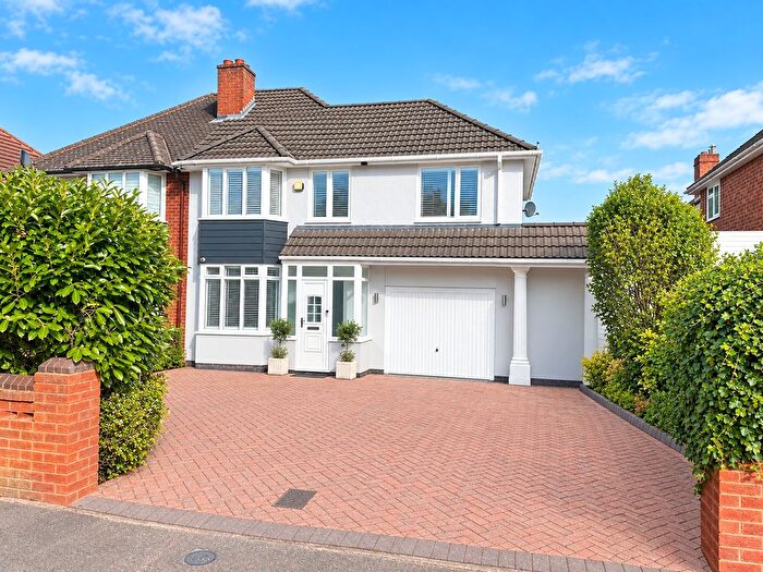 4 Bedroom Semi Detached House For Sale In Heathlands Road, Sutton Coldfield, West Midlands, B73