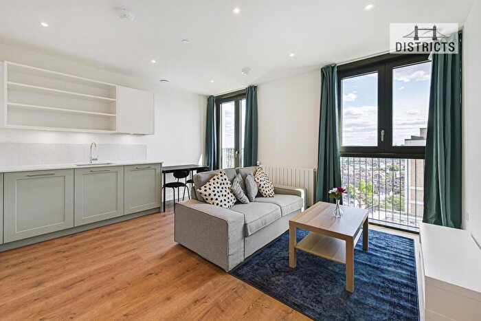 2 Bedroom Apartment To Rent In Evergreen Point, TwelveTrees Park, E15