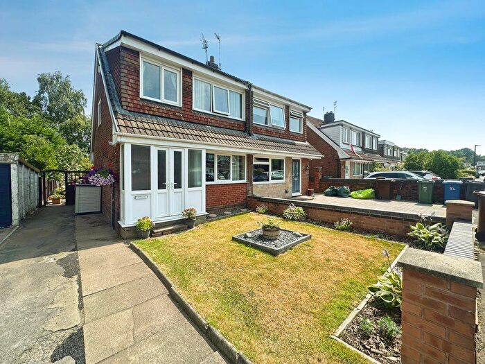 3 Bedroom Semi Detached House For Sale In Nuttall Avenue, Manchester, M45