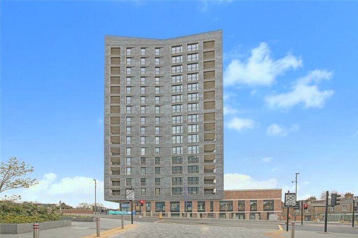 1 Bedroom Flat To Rent In Hoe Street, Walthamstow, London, E17