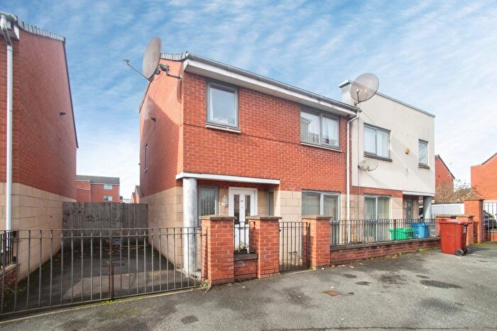 3 Bedroom Semi Detached House For Sale In Falconwood Way, Manchester, M11