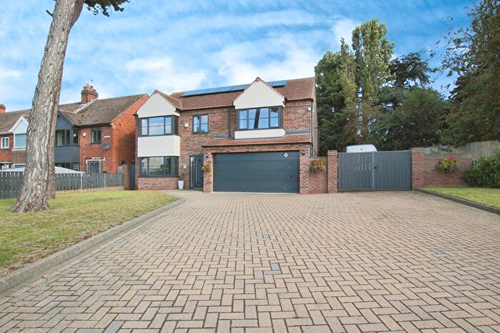 4 Bedroom Detached House For Sale In Main Road, Thorngumbald, Hull, HU12