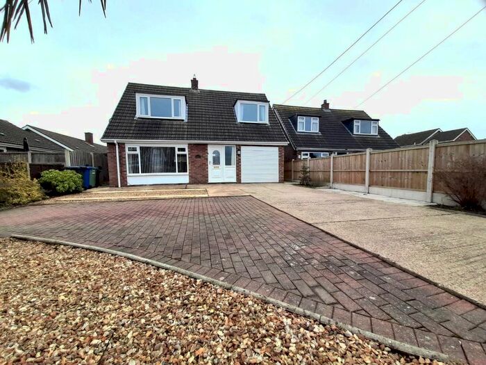 3 Bedroom Detached House For Sale In Paddock Lane, Blyton, Gainsborough, DN21