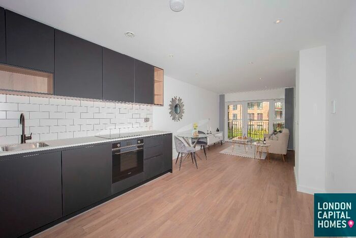 Studio To Rent In Fermont House, 15 Beaufort Square, Beaufort Park, London NW9