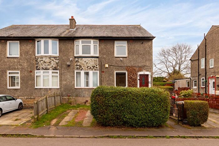 2 Bedroom Flat For Sale In Carrick Knowe Terrace, Edinburgh, EH12