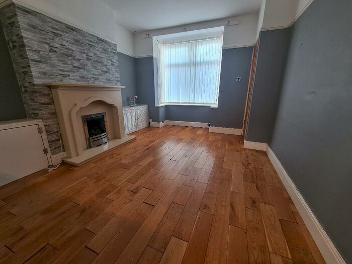 2 Bedroom End Of Terrace House To Rent In Lindale Road, Fairfield, Liverpool, L7