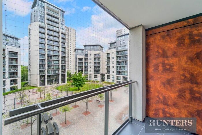 2 Bedroom Flat To Rent In Pump House Crescent, Brentford, TW8