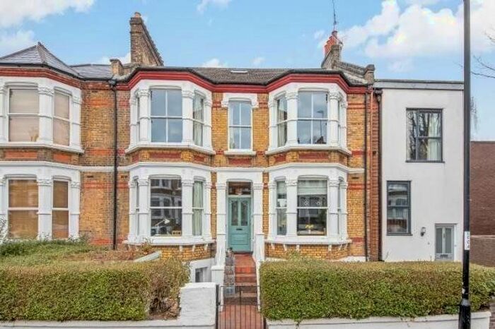 2 Bedroom Flat To Rent In Musgrove Road, London, SE14