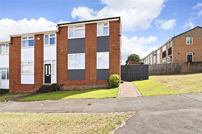 2 Bedroom End Of Terrace House For Sale In Dene Side, Blaydon, NE21
