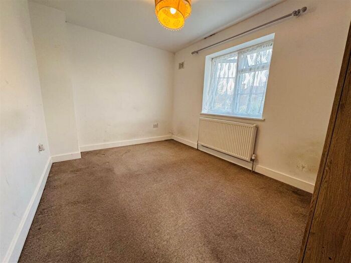 3 Bedroom End Of Terrace House For Sale In Orange Hill Road, Burnt Oak, HA8