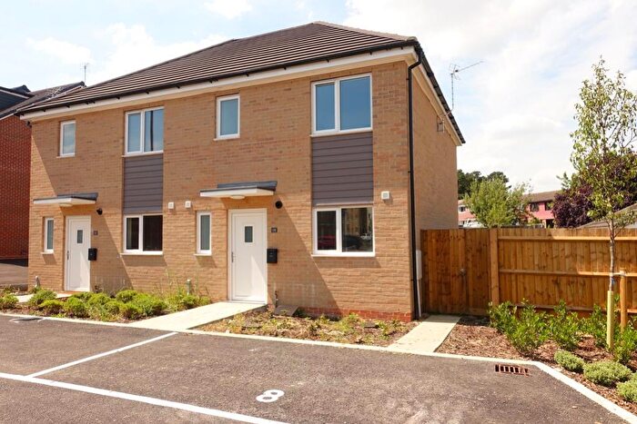 3 Bedroom Semi-Detached House To Rent In Bunkers Crescent, Bletchley, Milton Keynes, Buckinghamshire, MK3