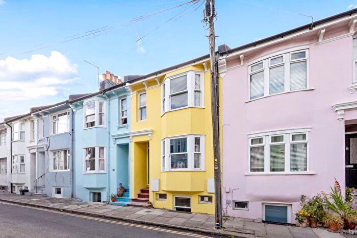 3 Bedroom Terraced House For Sale In Luther Street, Hanover, Brighton, BN2