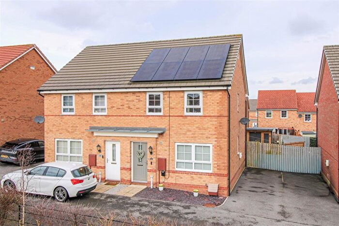 3 Bedroom Semi Detached House For Sale In William Street, Pontefract, WF8