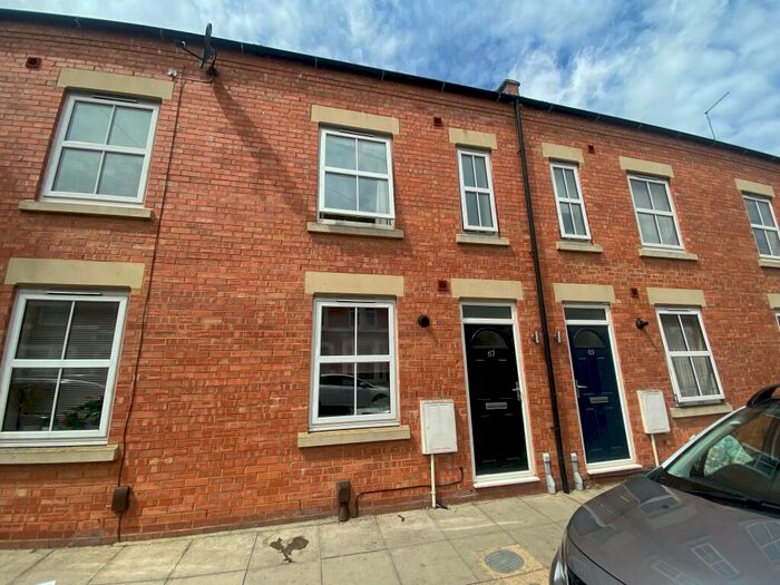 3 Bedroom House To Rent In Lea Road, Northampton, NN1