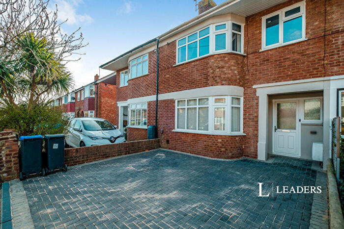 3 Bedroom Terraced House To Rent In Cranleigh Road, Worthing, BN14