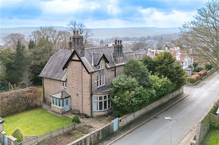 5 Bedroom Detached House For Sale In Bramham Road, Bingley, West Yorkshire, BD16