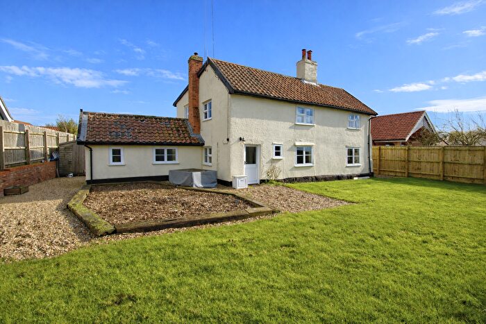 4 Bedroom Detached House For Sale In Langshaw Close, Woodbridge, IP13