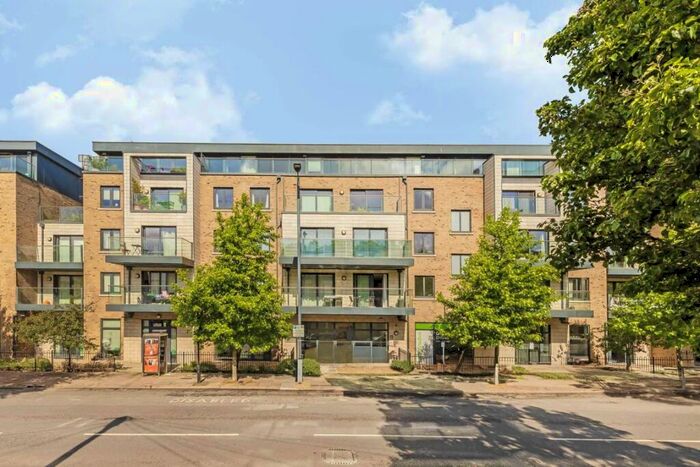 2 Bedroom Flat To Rent In Kilburn Park Road, Maida Vale, NW6