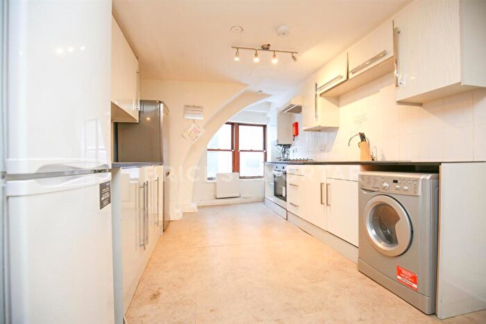 6 Bedroom Apartment To Rent In (£pppw) Leazes Park Road, City Centre, NE1