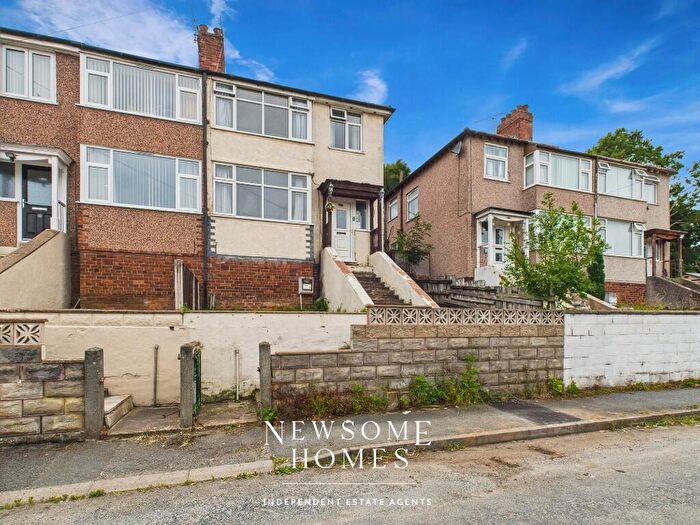 3 Bedroom Semi-Detached House For Sale In Glan Y Don, Greenfield, CH8