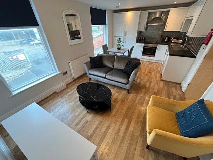 3 Bedroom Flat To Rent In Christian Road, Preston, PR1