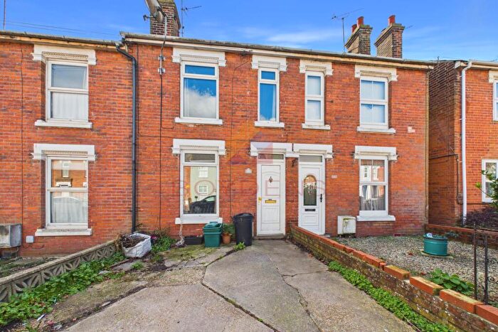 2 Bedroom Terraced House For Sale In Bergholt Road, Colchester, CO4