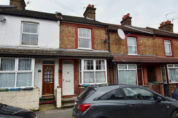 3 Bedroom Terraced House To Rent In Cecil Street, North Watford, WD24