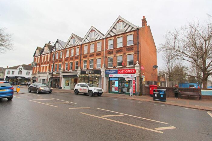 2 Bedroom Apartment To Rent In Church Street, Weybridge, KT13