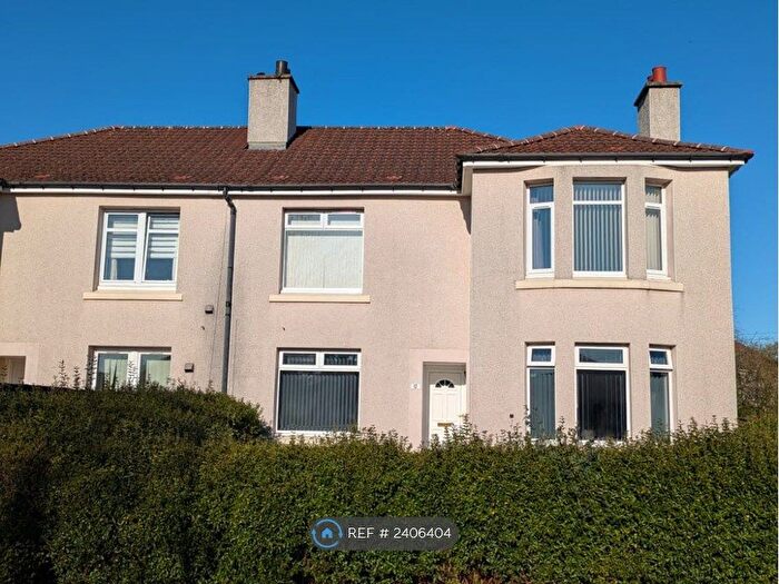 3 Bedroom Flat To Rent In Knightswood, Glasgow, G13